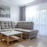 شقة Poludniowy Nad Morzem Gardenia Epapartamenty مينزفوجة