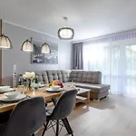 شقة Poludniowy Nad Morzem Gardenia Epapartamenty *